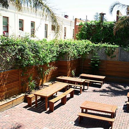 Glenelg Beach Hostel Extérieur photo